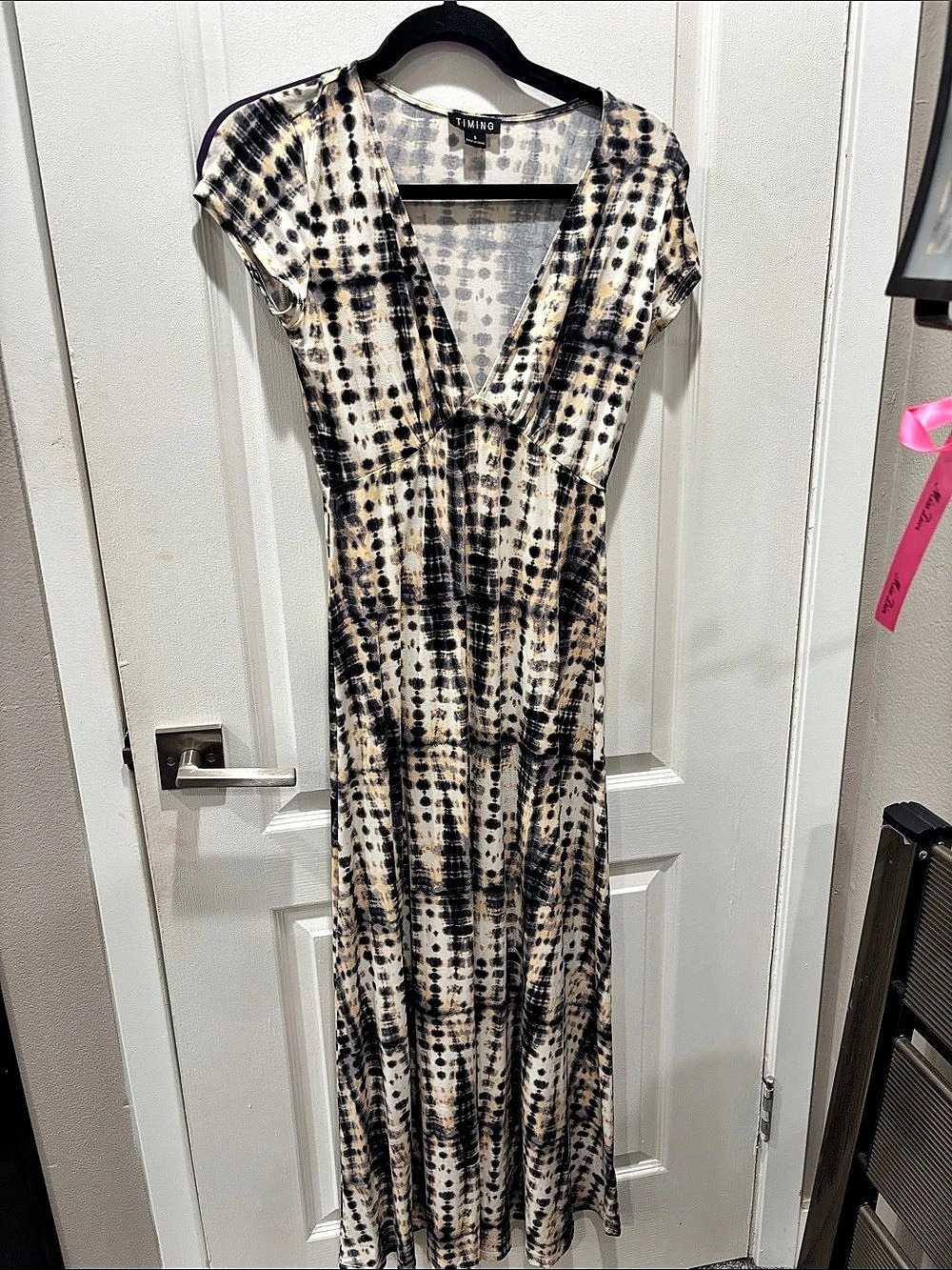 Timing Tie-Dye Maxi Dress in Black & Tan Size Small Like New